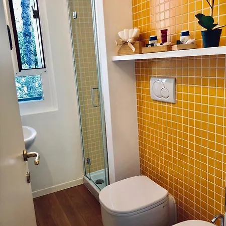 Liberta With Balcony Apartment *