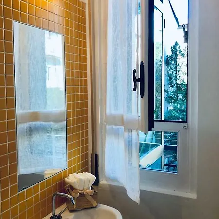 Liberta With Balcony * Florence
