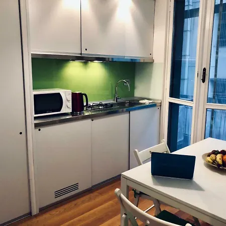Liberta With Balcony Apartment