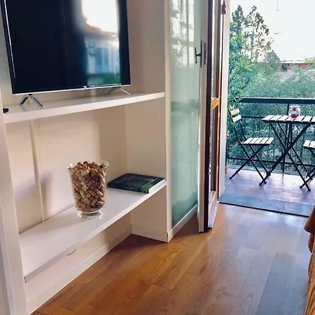 Liberta With Balcony Apartamento
