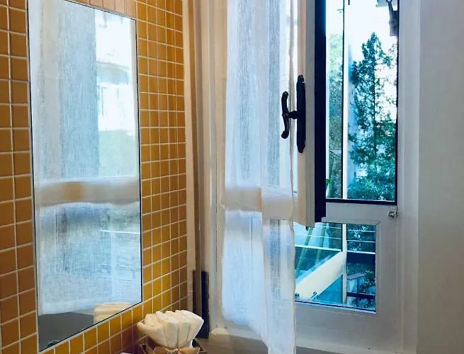 Liberta With Balcony * Флоренция